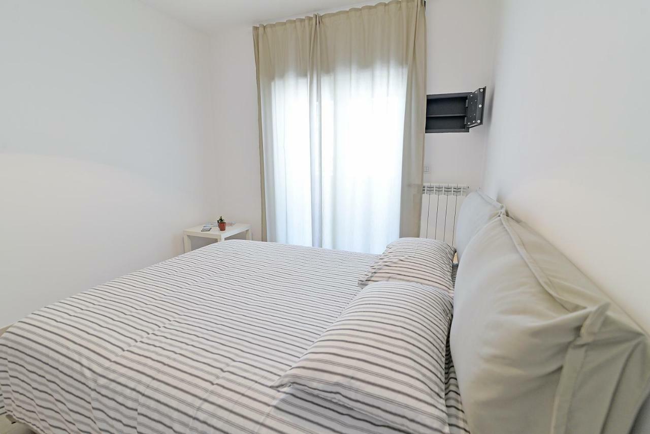 Casa Roberta Bed & Breakfast Монополи Екстериор снимка